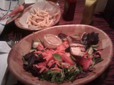 Mahi Mahi salad from Kua 'Aina