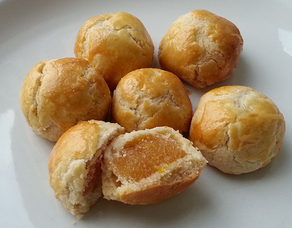 pineapple mango tarts